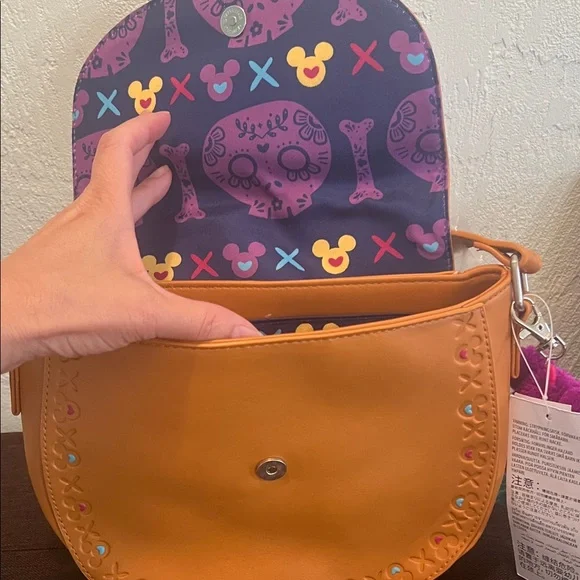 # 0740 + Embroidered Leather Tan Crossbody Bag - Picture 3 of 9